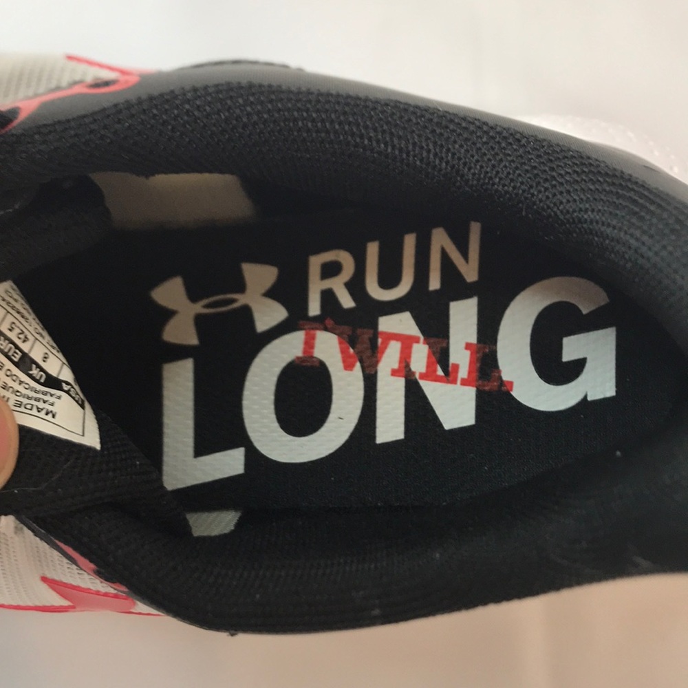 Men’s Undere Armour Running Shoes - Picture 4 of 6